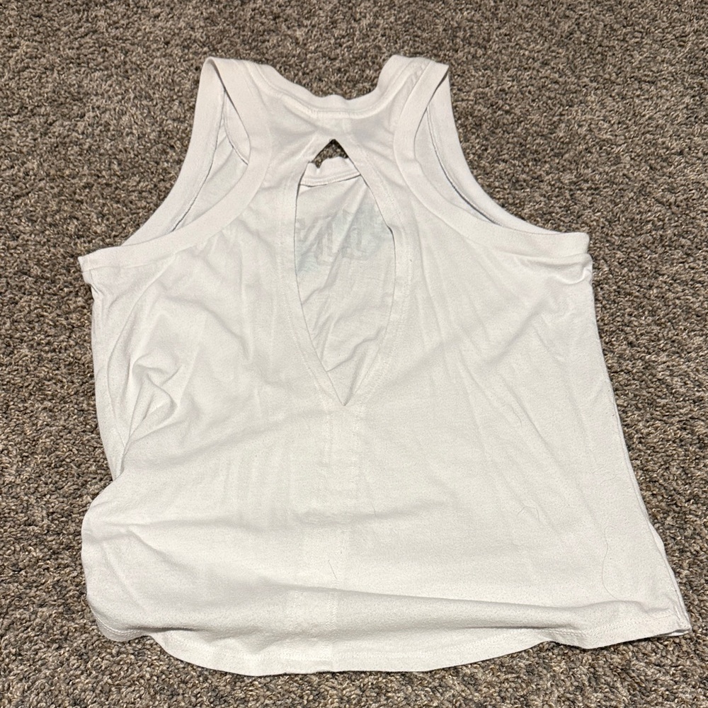 PINK Victoria's Secret Floral White Tank Top - Picture 3 of 3